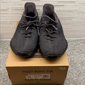 Adidas Yeezy Boost 350 V2 black 11